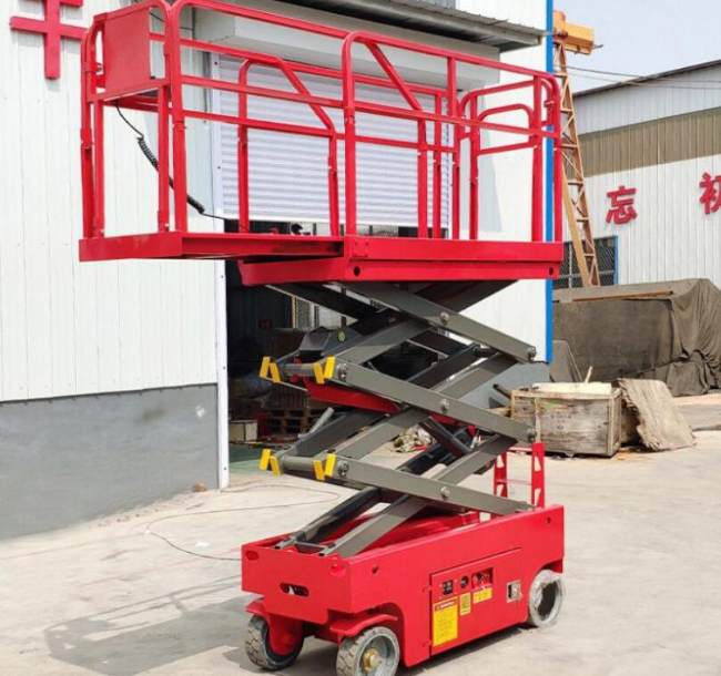 加查移动剪叉式升降机