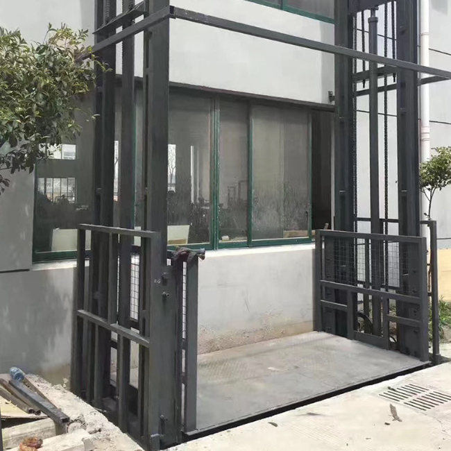 加查5吨室外升降货梯